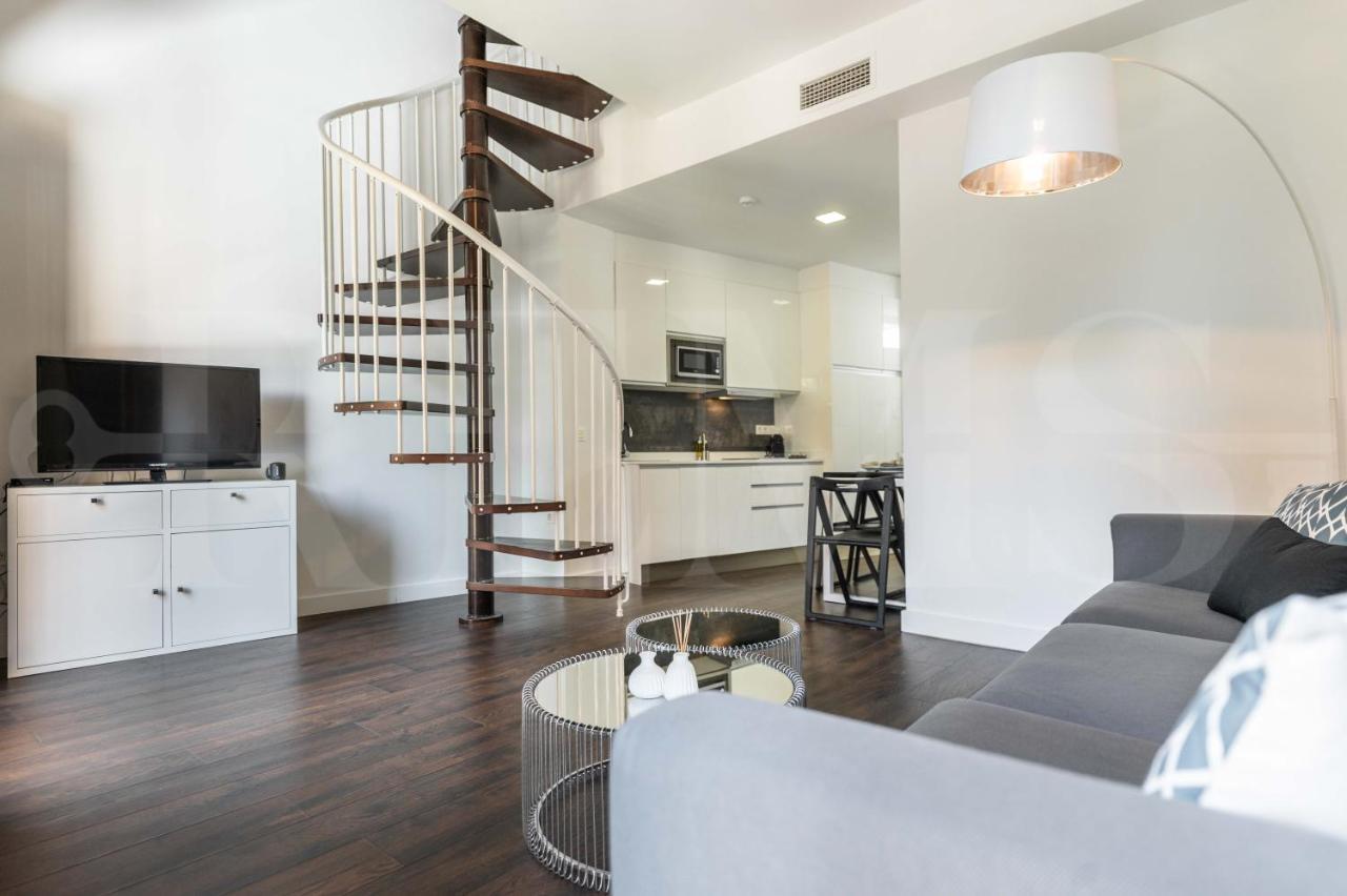 Spacious Duplex With Terrace By Picasso Museum By Rems มาลากา ภายนอก รูปภาพ